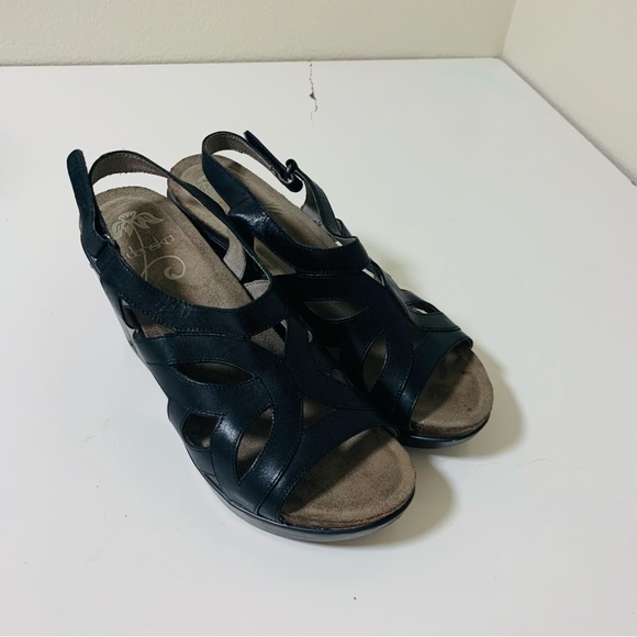 Dansko Felicia Black Leather Open Toe Strappy Hook Loop Studded Wedge - Picture 3 of 9